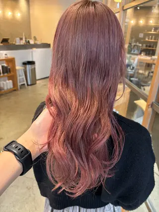 セミロング カラー パーマ ヘアアレンジ ハイトーンカラー🤍 山下 優華のヘアスタイル