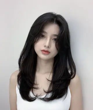 ロング カラー ヘアアレンジ レイヤー×透明感カラ ーHAYATOのヘアスタイル