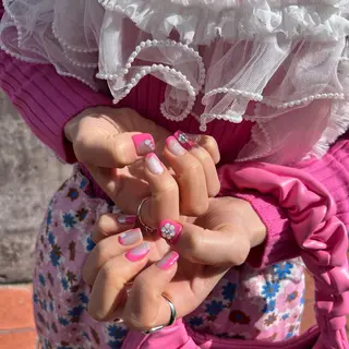 ネイル 井上 杏奈のネイルデザイン