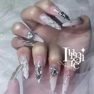 ネイル Lumière｜ ロング｜ワンホンのネイルデザイン