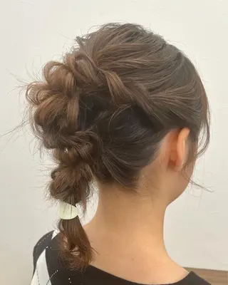 ミディアム 君山 希美のヘアスタイル
