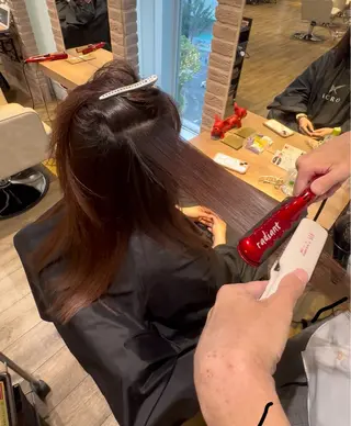 ロング 美髪矯正・レイヤー 倉友哉のヘアスタイル