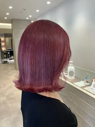 ミディアム カラー サキ🤍ハイトーン 🩰くびれ巻きヘアのヘアスタイル