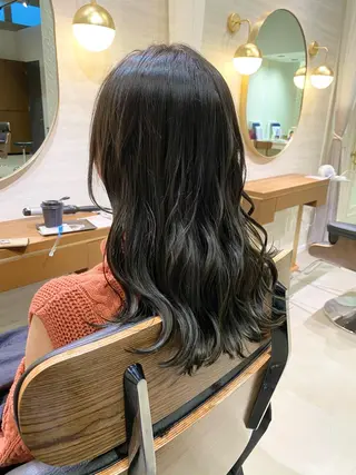 セミロング 山根 賢樹のヘアスタイル