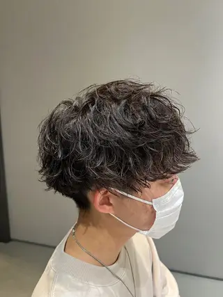 ショート パーマ メンズ 梅田茶屋町メンズ 専門美容師 山元一平のヘアスタイル