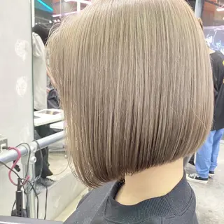 ショート カラー 美髪特化✨ 伊織✨縮毛矯正✨のヘアスタイル