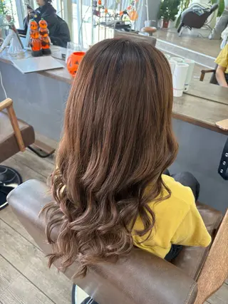 ロング WEST OLAND 黒坂佳乃のヘアスタイル