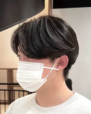 パーマ メンズ 【センターパート】 ETO／江藤翼の眉毛・アイブロウイメージ