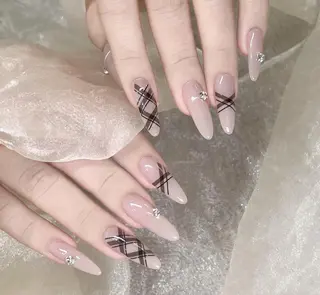 ネイル エリ🫧 nail池袋東口のネイルデザイン