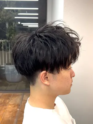 ショート カラー パーマ ヘアアレンジ メンズ 伊藤 陸のヘアスタイル