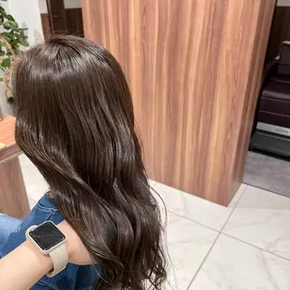 ロング カラー ヘアアレンジ 小白井 由美のヘアスタイル