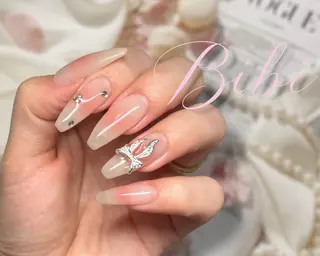 ネイル Bibi所属・石橋 梨音のネイルデザイン