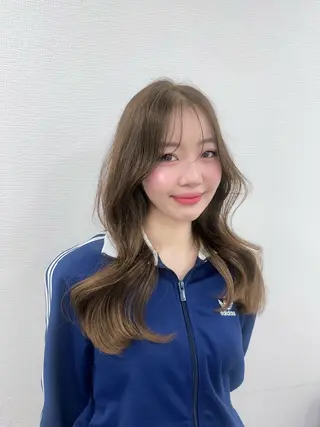ロング カラー 上品モテヘア🩶 karen🩶のヘアスタイル