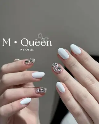 ネイル MQueen ネイルサロンマルのネイルデザイン