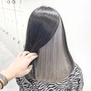 カラー ブリーチ縮毛矯正加藤 赤み無し透明感ヘアのヘアスタイル