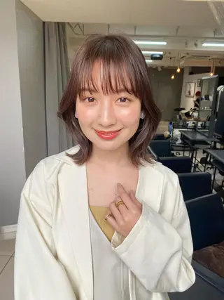 ミディアム 顔周りの垢抜けヘア 立山愛梨のヘアスタイル