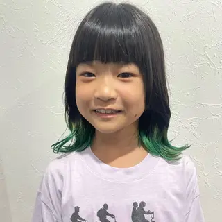 ミディアム カラー キッズ shiho .のヘアスタイル