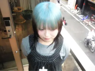 セミロング 心斎橋/ハイトーン/ レイヤーカットのヘアスタイル