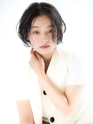 ショート カラー レイヤーカット✂️ 横浜No1♡下鳥翔子のヘアスタイル