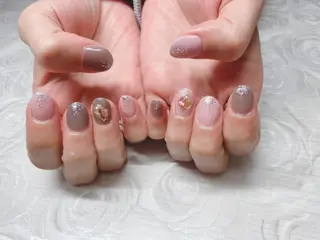 ネイル 芦辺 香奈のネイルデザイン