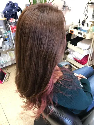 ロング カラー 石塚 浩のヘアスタイル