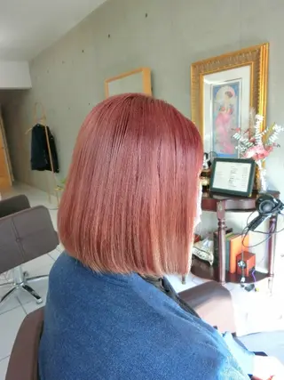 ショート カラー ma cherie naoのヘアスタイル