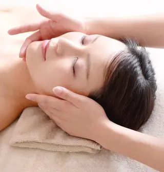 ASLI ARUS アスリアルースのエステ・リラクイメージ