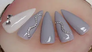 ネイル H3 Nail Tsuki🦋💙のネイルデザイン