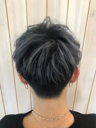 ショート カラー メンズパーマ特化🔥 ツイスパ/シャドウのヘアスタイル