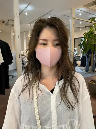 ロング カラー 高橋 愛美のヘアスタイル