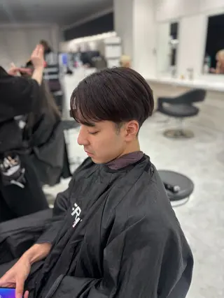 メンズ まろっと艶感ブラウン ベージュ🤍まなかのヘアスタイル