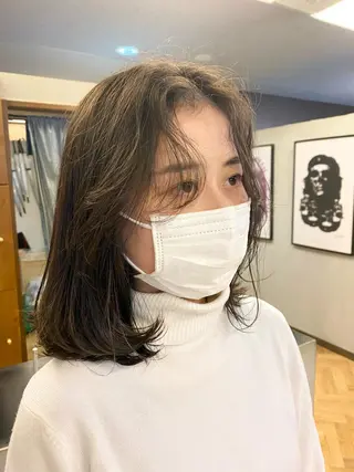 ミディアム デザインカラー/ボブ ブリーチカラー/ユリのヘアスタイル