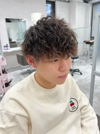 ショート カラー パーマ メンズ 関西センターパート メンズモデル募集のヘアスタイル