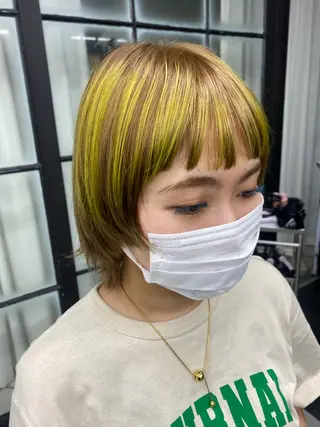 ミディアム カラー 大石 沙季のヘアスタイル