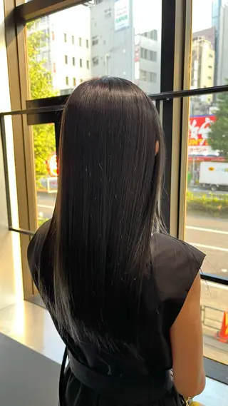 ロング カラー 新宿/ヘアカラー AiNAのヘアスタイル