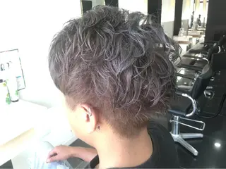 カラー メンズ 早川 真幸のヘアスタイル