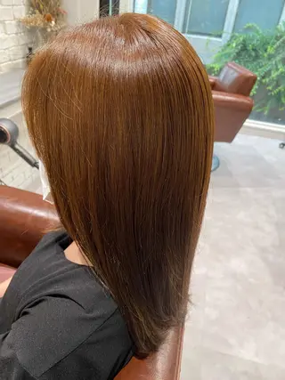 カラー 木戸 愛美のヘアスタイル