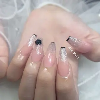 ネイル Hin Nailsのネイルデザイン