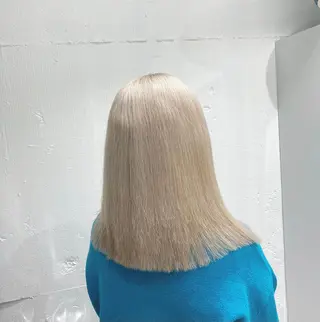 セミロング カラー 渋谷🎨ブリーチ特化 ×エクステ🎨レンのヘアスタイル