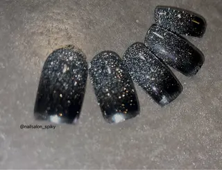 ネイル Spiky とうげ ふうかのネイルデザイン