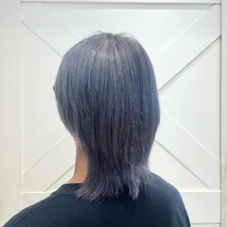 カラー メンズ ハイトーンカラー シールエクステのヘアスタイル