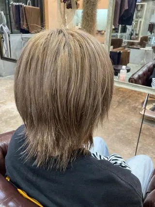 ショート 新田龍之輔 →メンズ/派手髪のヘアスタイル