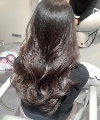 セミロング カラー 髪質改善✨️透明感カ ラー✧*。山下さいみのヘアスタイル