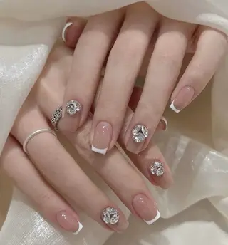 ネイル Horie 雪のネイルデザイン
