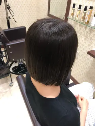 ショート カラー ☘️お悩み解決☘️ 岡部恒輝のヘアスタイル