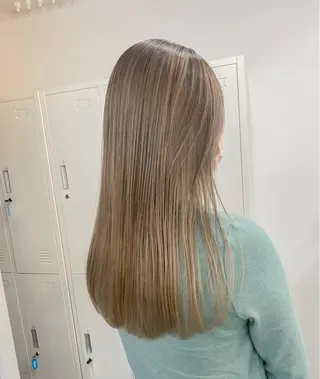 セミロング カラー 海外デザイン🇺🇸 石渡諒太のヘアスタイル