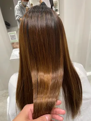 ロング パーマ 勝山 雪菜のヘアスタイル