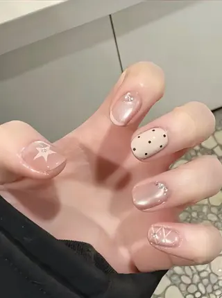 ネイル H3 Nail Tsuki🦋💙のネイルデザイン
