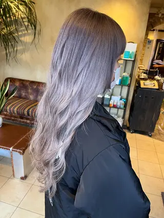 ロング 🎀𝑴𝑰𝑯𝑶 長岡/ケアカラー🎀のヘアスタイル