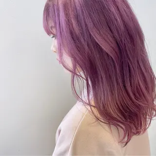 ロング カラー 渡邊 唯のヘアスタイル